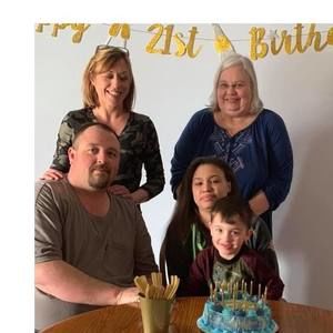 Meet your Posher, Cindy